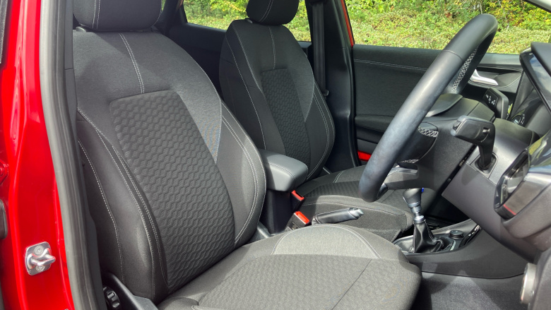 Ford Puma 1.0 EcoBoost Hybrid mHEV Titanium 5dr Petrol Hatchback